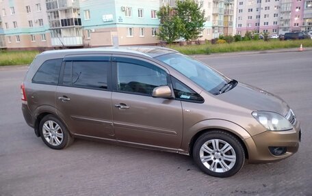 Opel Zafira B, 2012 год, 550 000 рублей, 14 фотография