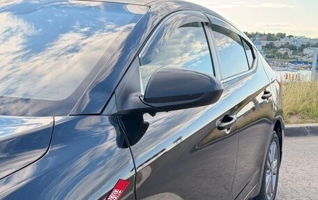 Hyundai Elantra VI рестайлинг, 2017 год, 1 000 000 рублей, 13 фотография