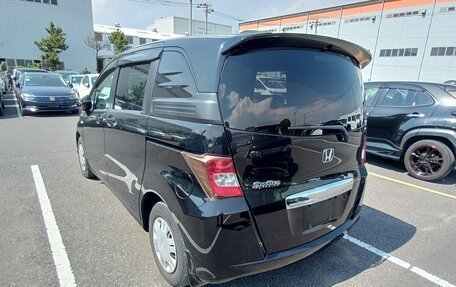 Honda Freed I, 2011 год, 960 000 рублей, 2 фотография
