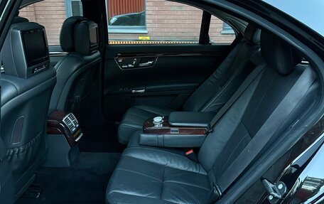Mercedes-Benz S-Класс, 2006 год, 1 737 000 рублей, 25 фотография