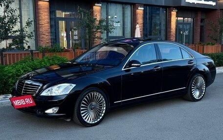 Mercedes-Benz S-Класс, 2006 год, 1 737 000 рублей, 39 фотография