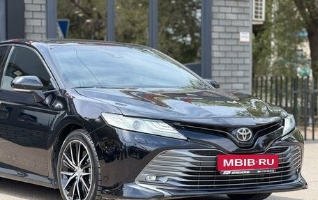 Toyota Camry, 2018 год, 2 690 000 рублей, 6 фотография
