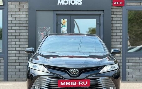Toyota Camry, 2018 год, 2 690 000 рублей, 5 фотография