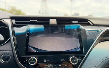 Toyota Camry, 2018 год, 2 690 000 рублей, 20 фотография