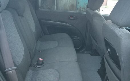 Hyundai Matrix I рестайлинг, 2002 год, 420 000 рублей, 9 фотография
