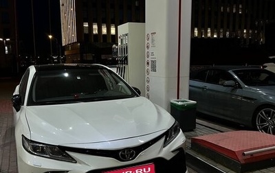 Toyota Camry, 2021 год, 2 750 000 рублей, 1 фотография