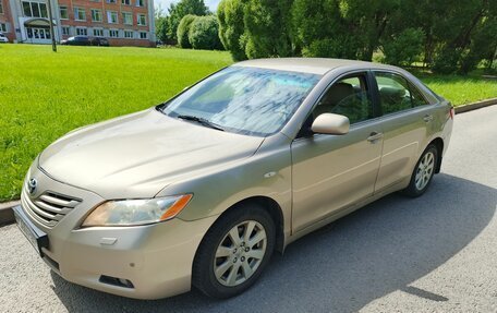 Toyota Camry, 2008 год, 750 000 рублей, 3 фотография