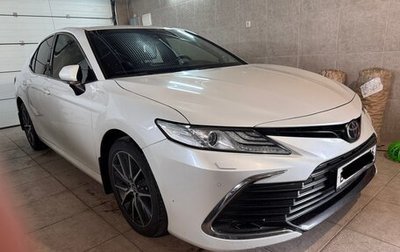 Toyota Camry, 2021 год, 3 075 000 рублей, 1 фотография