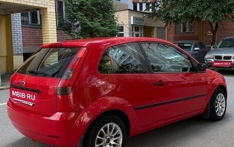 Ford Fiesta, 2005 год, 280 000 рублей, 4 фотография