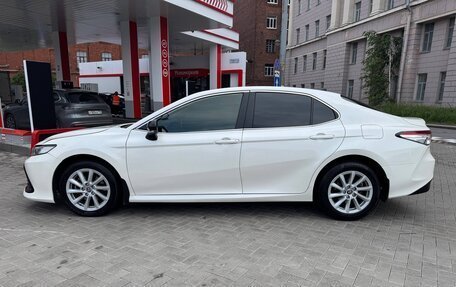 Toyota Camry, 2021 год, 2 750 000 рублей, 7 фотография