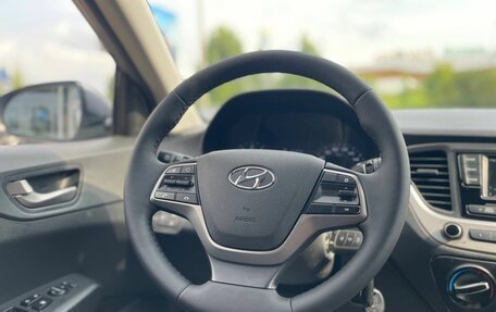 Hyundai Solaris II рестайлинг, 2018 год, 1 250 000 рублей, 21 фотография