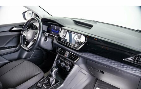 Volkswagen Taos, 2021 год, 2 499 000 рублей, 10 фотография
