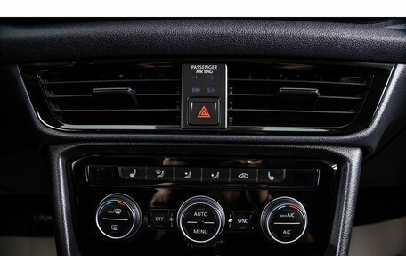 Volkswagen Taos, 2021 год, 2 499 000 рублей, 18 фотография