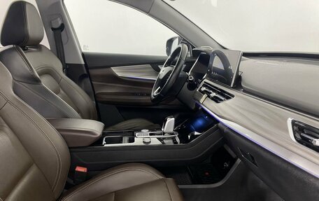 Chery Tiggo 8 Pro, 2021 год, 1 450 000 рублей, 5 фотография
