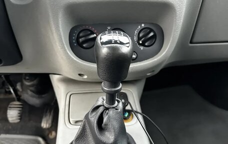Renault Symbol I, 2005 год, 250 000 рублей, 7 фотография