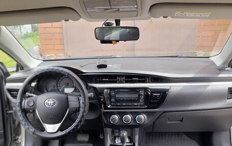 Toyota Corolla, 2014 год, 1 100 000 рублей, 10 фотография