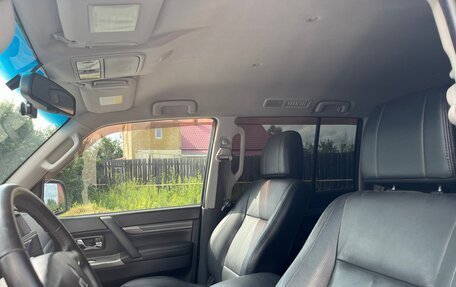 Mitsubishi Pajero IV, 2011 год, 2 000 000 рублей, 23 фотография