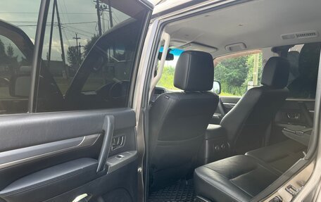 Mitsubishi Pajero IV, 2011 год, 2 000 000 рублей, 22 фотография