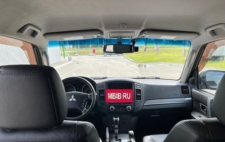 Mitsubishi Pajero IV, 2011 год, 2 000 000 рублей, 16 фотография