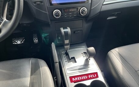 Mitsubishi Pajero IV, 2011 год, 2 000 000 рублей, 20 фотография