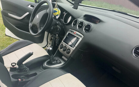Peugeot 308 II, 2011 год, 370 000 рублей, 10 фотография