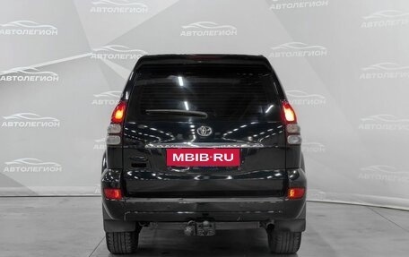 Toyota Land Cruiser Prado 120 рестайлинг, 2006 год, 2 000 000 рублей, 4 фотография