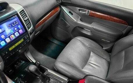 Toyota Land Cruiser Prado 120 рестайлинг, 2006 год, 2 000 000 рублей, 13 фотография