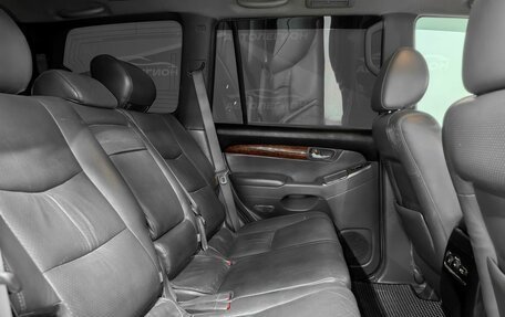 Toyota Land Cruiser Prado 120 рестайлинг, 2006 год, 2 000 000 рублей, 16 фотография