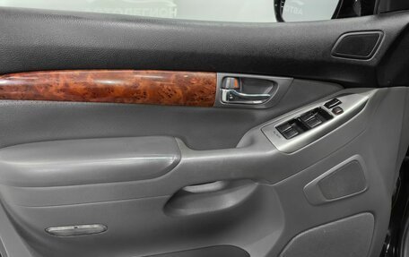 Toyota Land Cruiser Prado 120 рестайлинг, 2006 год, 2 000 000 рублей, 24 фотография