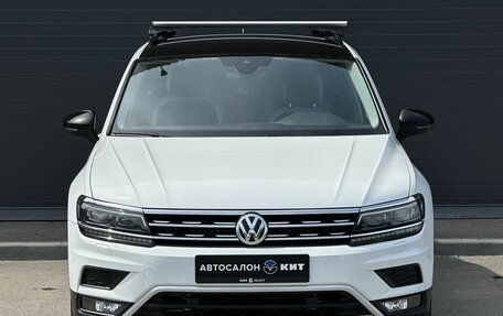 Volkswagen Tiguan II, 2020 год, 3 199 000 рублей, 2 фотография