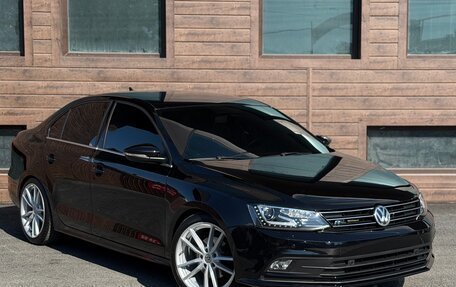 Volkswagen Jetta VI, 2017 год, 1 520 000 рублей, 3 фотография
