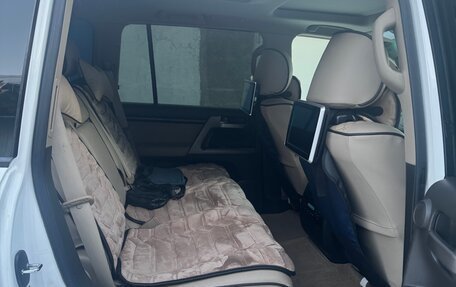 Toyota Land Cruiser 200, 2010 год, 3 800 000 рублей, 4 фотография