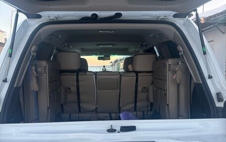 Toyota Land Cruiser 200, 2010 год, 3 800 000 рублей, 9 фотография