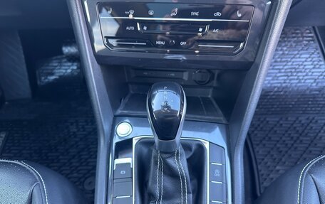 Volkswagen Tiguan II, 2023 год, 3 490 000 рублей, 15 фотография