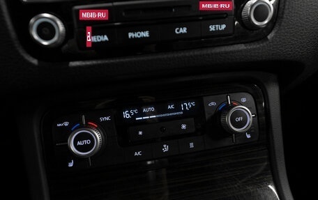 Volkswagen Touareg III, 2016 год, 2 620 000 рублей, 15 фотография