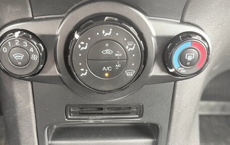 Ford Fiesta, 2015 год, 650 000 рублей, 8 фотография