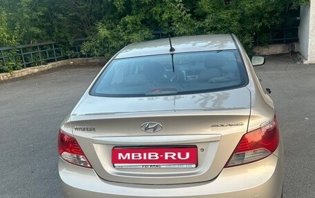 Hyundai Solaris II рестайлинг, 2013 год, 780 000 рублей, 3 фотография