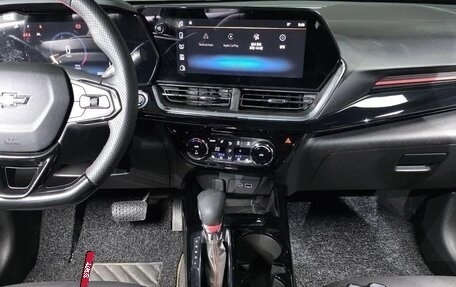 Chevrolet Trax, 2023 год, 1 770 000 рублей, 11 фотография