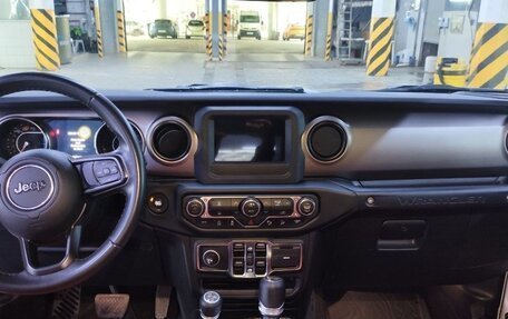 Jeep Wrangler, 2020 год, 4 600 000 рублей, 10 фотография