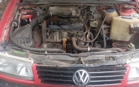 Volkswagen Passat B4, 1996 год, 110 000 рублей, 2 фотография