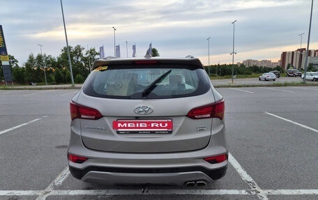 Hyundai Santa Fe III рестайлинг, 2017 год, 2 400 000 рублей, 6 фотография