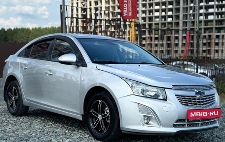Chevrolet Cruze II, 2013 год, 649 000 рублей, 2 фотография