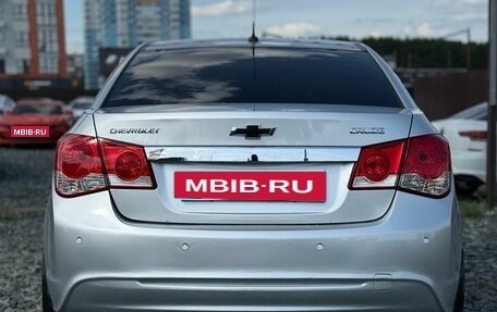 Chevrolet Cruze II, 2013 год, 649 000 рублей, 8 фотография