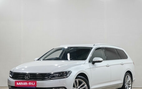 Volkswagen Passat B8 рестайлинг, 2015 год, 1 869 000 рублей, 4 фотография