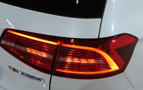 Volkswagen Passat B8 рестайлинг, 2015 год, 1 869 000 рублей, 10 фотография