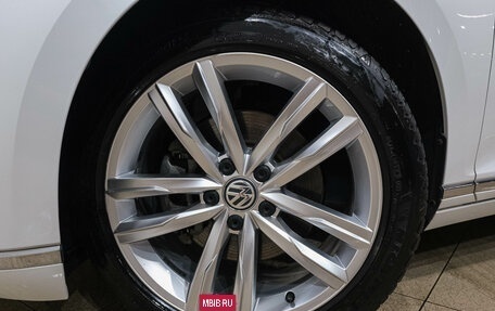Volkswagen Passat B8 рестайлинг, 2015 год, 1 869 000 рублей, 12 фотография