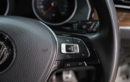 Volkswagen Passat B8 рестайлинг, 2015 год, 1 869 000 рублей, 22 фотография