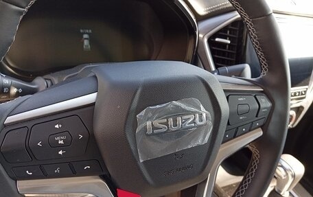 Isuzu D-Max, 2025 год, 4 100 000 рублей, 40 фотография