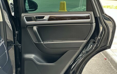 Volkswagen Touareg III, 2015 год, 3 070 000 рублей, 11 фотография