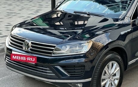 Volkswagen Touareg III, 2015 год, 3 070 000 рублей, 4 фотография